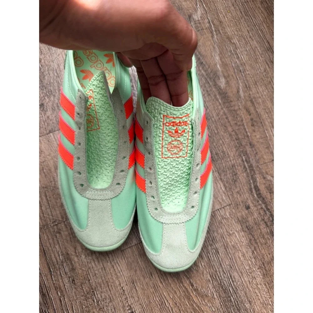 Adidas SL 72 Retro Sneakers Womens 7.5 Green Solar Red Nylon Suede Running Shoes